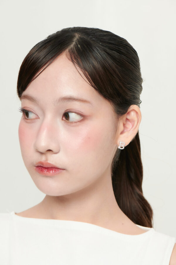 OA AG ALPHABET EARRING