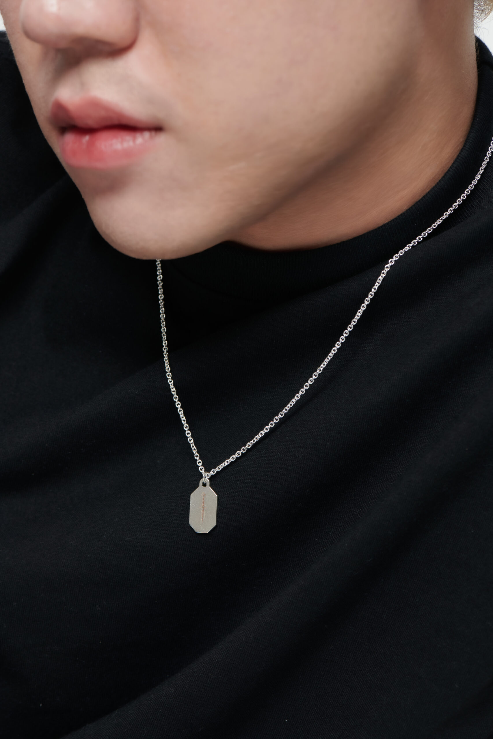 OA SILVER SHEET PENDANT